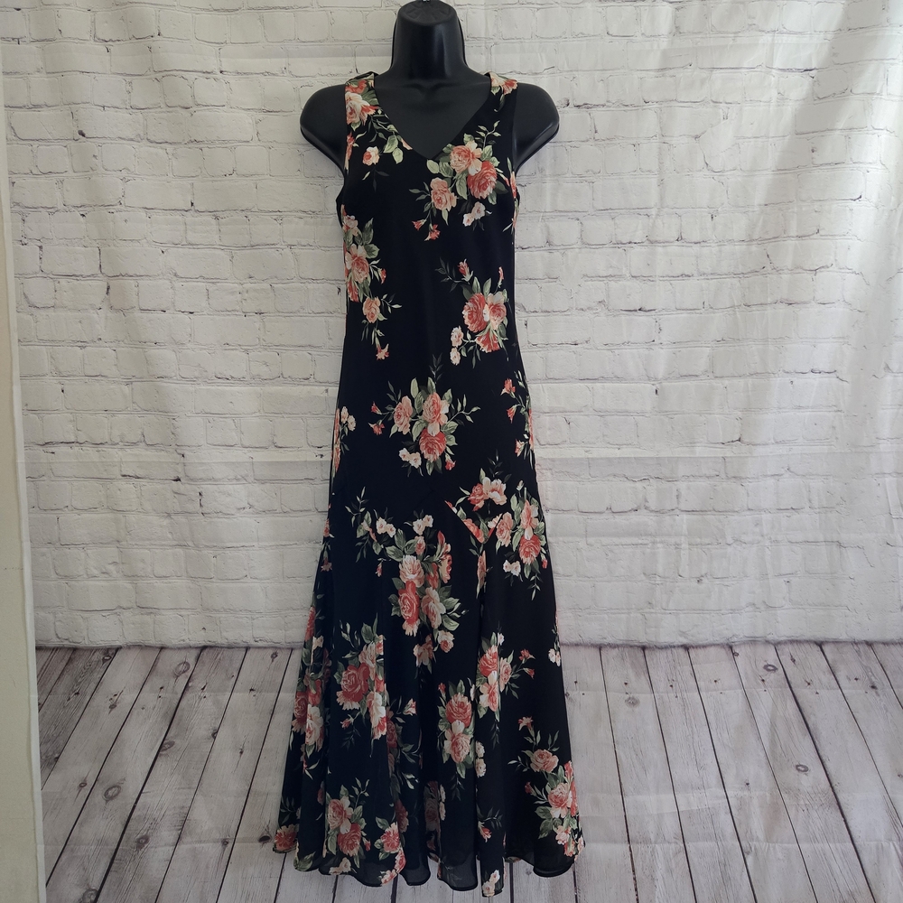 Petite Sophisticate Black Floral Maxi Dress Sz 4 Flowy Drop Waist FairyCore